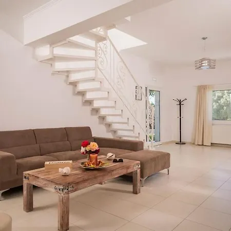 Villa Almyros 5 Bedroom Luxurious Close To The *